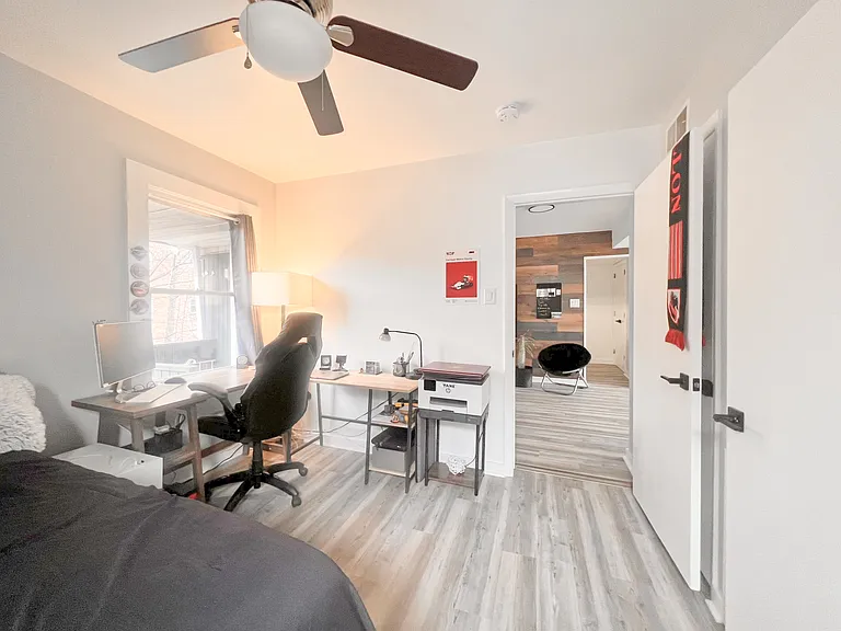 5737 Hobart St #5 — Photo 6