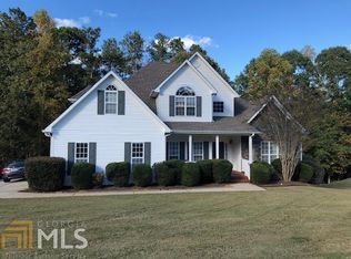 150 Ridgecrest Dr, Fayetteville, GA 30215