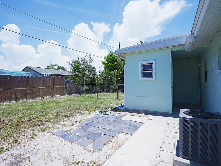 1193 S Alhambra Cir — Photo 28