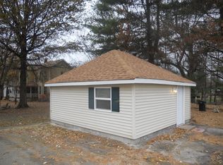 416 Pearl St APT D, Godfrey, IL 62035