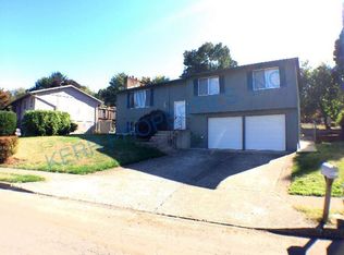 2210 SW 18th Ct, Gresham, OR 97080