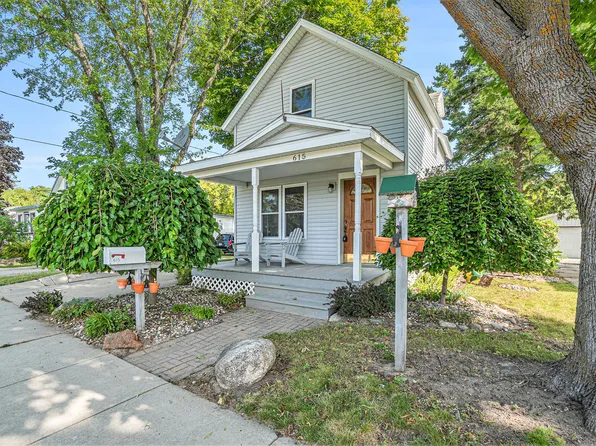 615 3rd St, Cheboygan, MI 49721