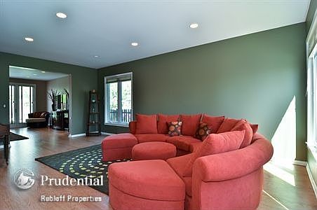 1st image of 878 Bristol Dr