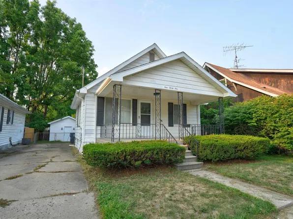 131 E Lakeview Ave, Flint, MI 48503