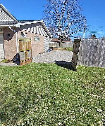 3rd image of 3351 Parkway Dr