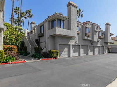 4762 Tiara Dr APT 201, Huntington Beach, CA, 92649