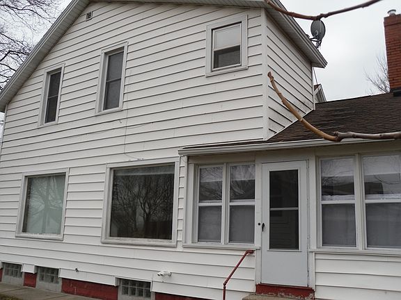 4th image of 605 E Melendy St