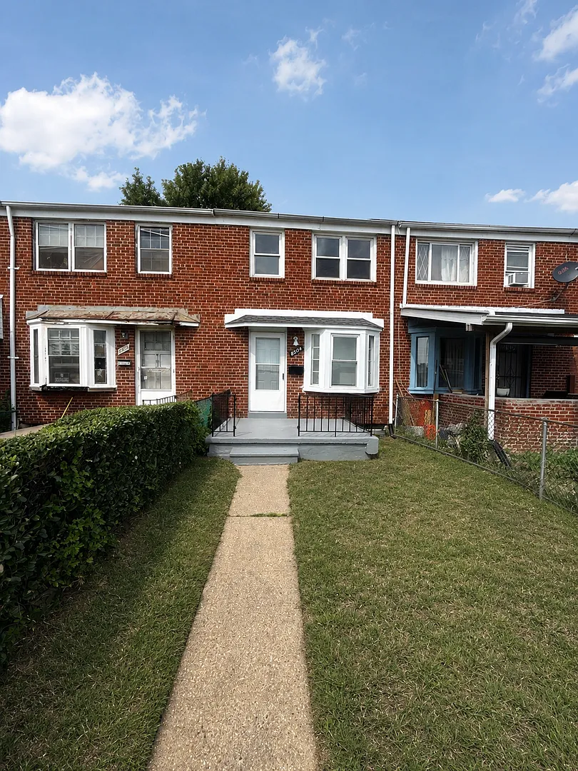 Dundalk Townhome with Finished Lower Level and Fenced Yard — Photo 1