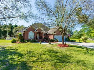 797 Plantation Dr, Adel, GA 31620