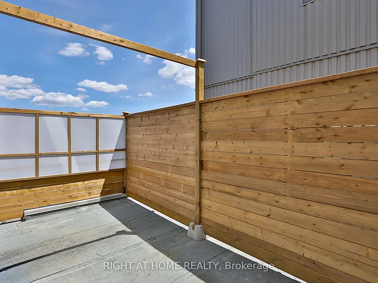 1169 Davenport Rd #4 — Photo 12