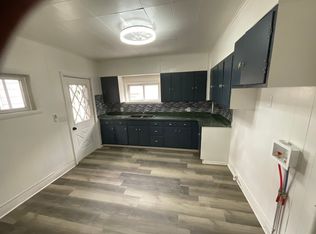 453 Nichols St, Pottsville, PA 17901