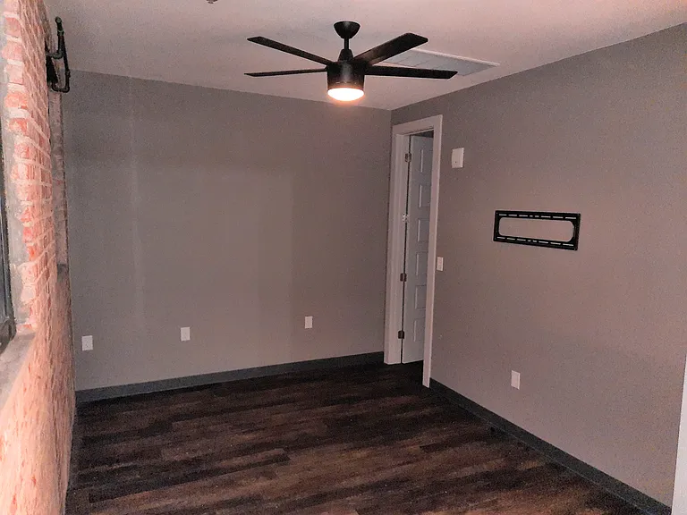 901 9th St #LOFT C — Photo 12