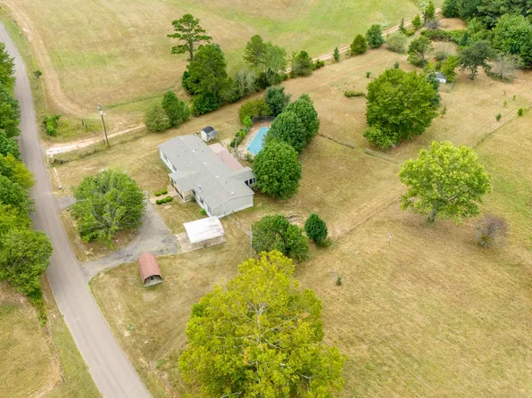 2270 Fox Hollow Loop, Savannah, TN 38372