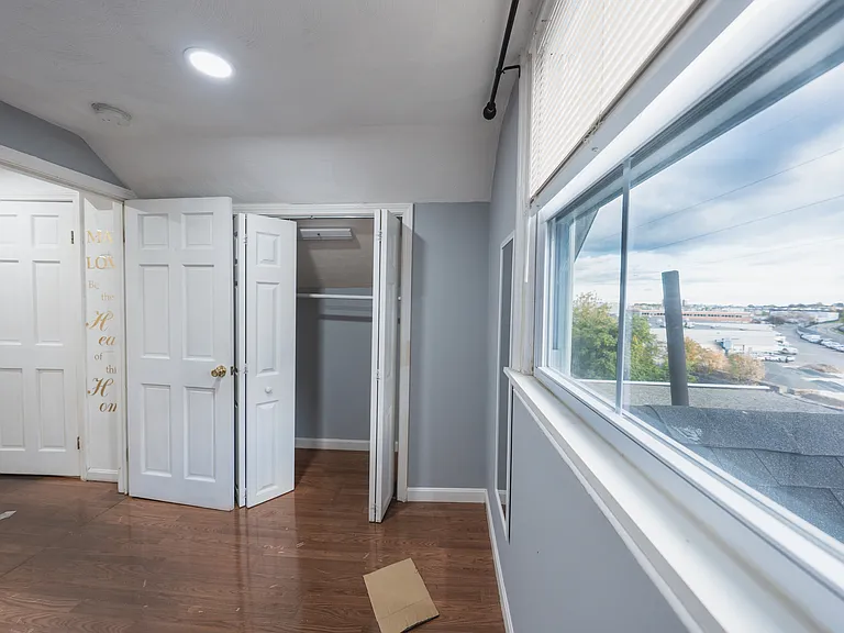 53 Crescent Ave #2 — Photo 6