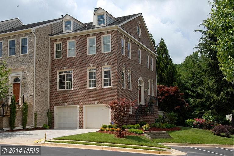 1st image of 3928 Barcroft Mews Ct