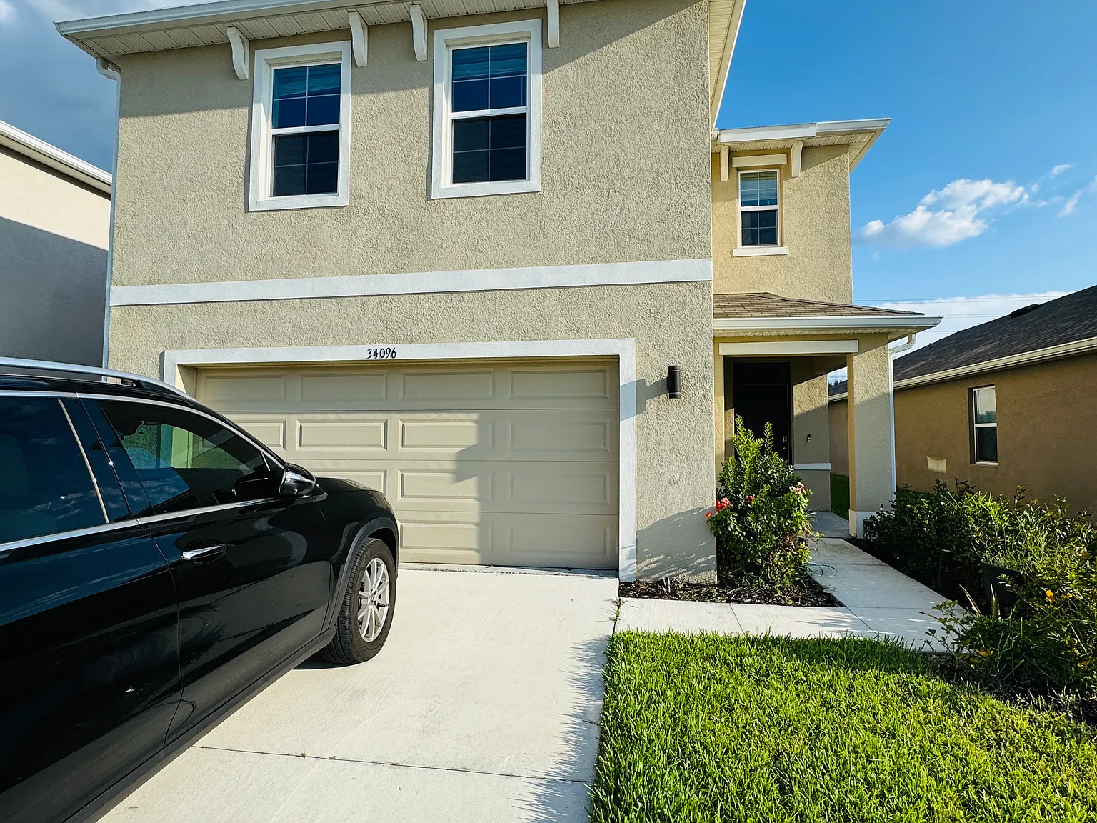 4 bed, 2.5 bath, 2260 sqft, $2,700 — Photo 3