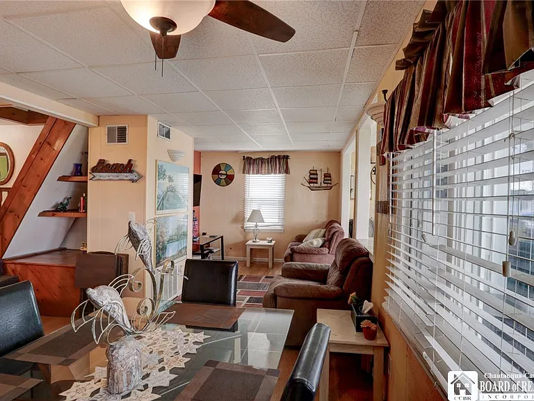 2372 Lakeside Dr — Photo 46