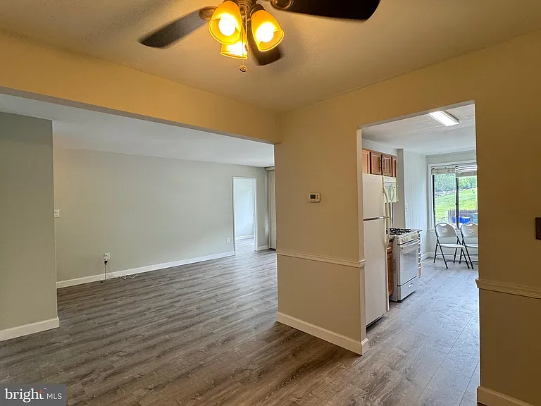 8723 Hayshed Ln #31 — Photo 4