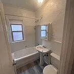 2 bed, 1.0 bath, $895 — Photo 4