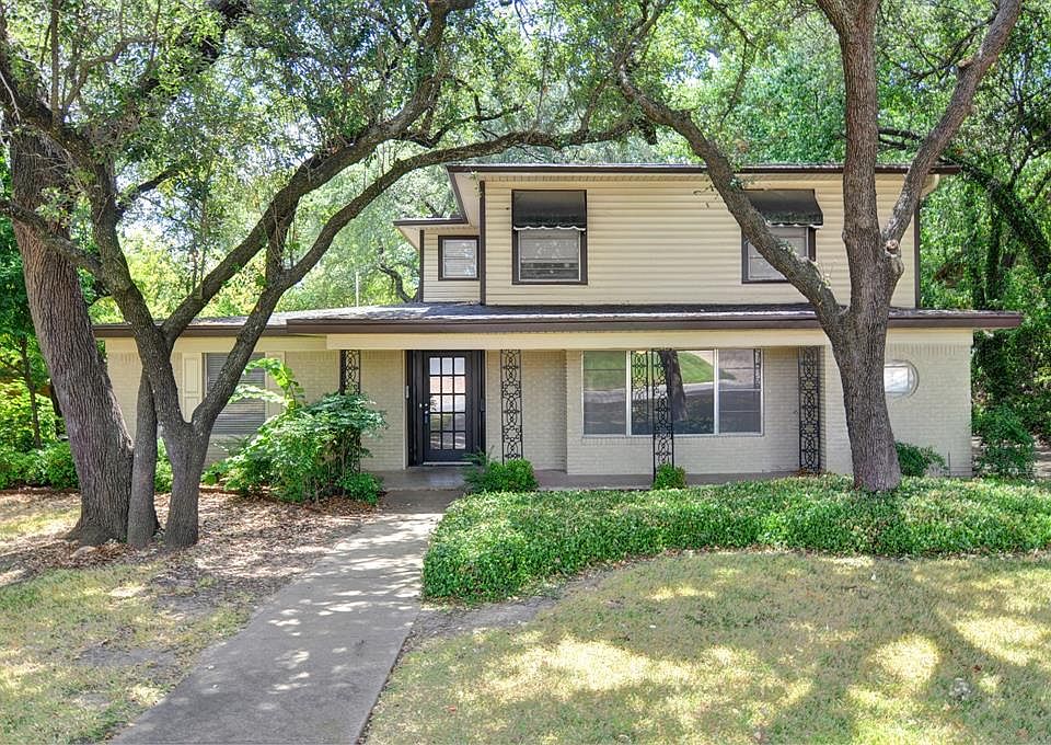 1st image of 6455 Waverly Way #A