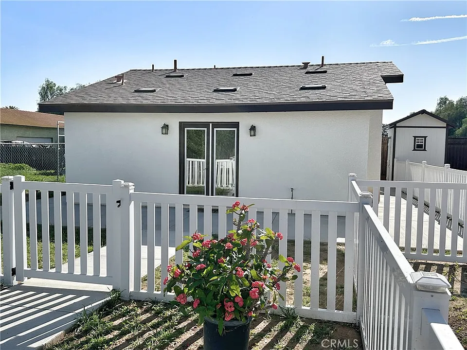 8690 Tourmaline Ct