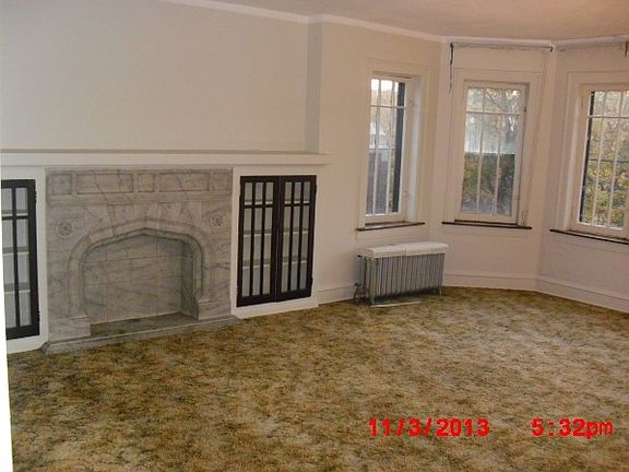 3rd image of 8143 S Saginaw Ave