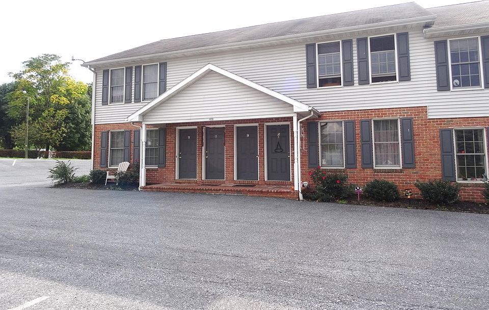1st image of 400-D W Cherry Dr