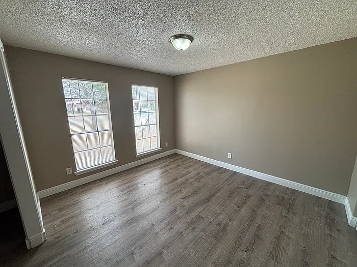1318 E Pine Ave — Photo 13