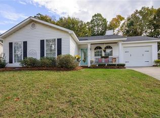 3806 Hunters Run Ln, Matthews, NC 28105
