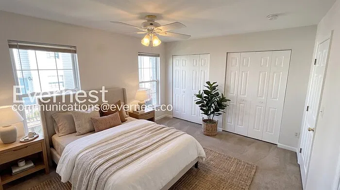 2 bed, 2.5 bath, 1387 sqft, $2,000 — Photo 4