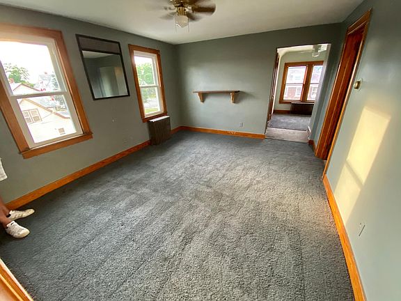 3rd image of 807 Ashland Ave #3