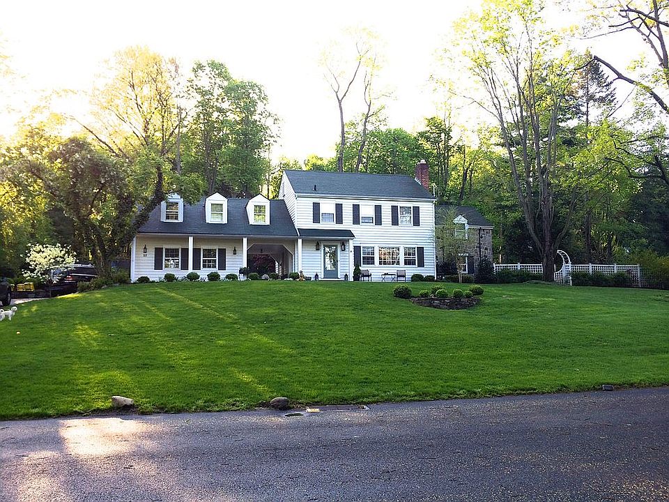 1st image of 55 Half Moon Ln