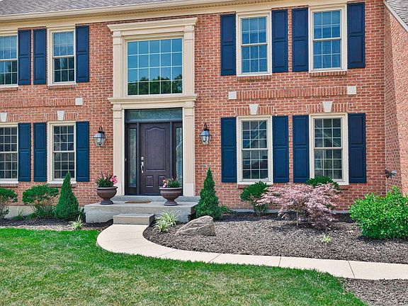 3rd image of 3877 Brigadoon Dr
