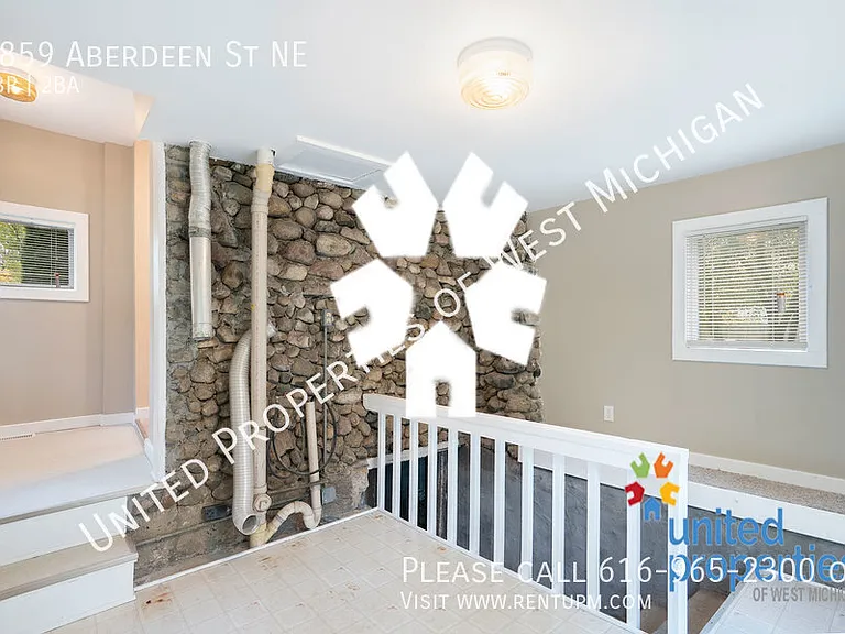 1859 Aberdeen St NE — Photo 13
