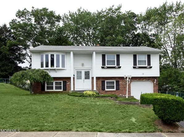 18 Kingsport Drive, Howell, NJ 07731