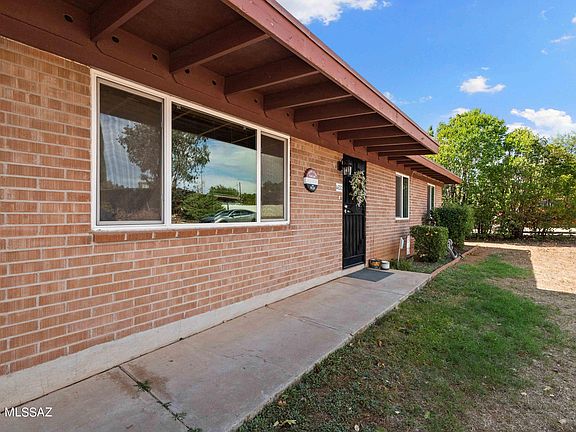 5th image of 4632 Aspen Dr