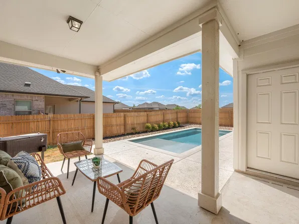 721 Paddock Ln, Georgetown, TX 78626