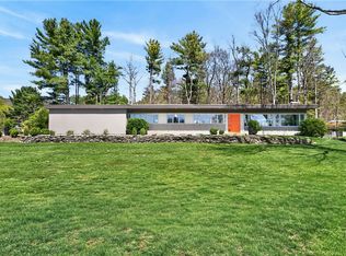 2820 Pinewood Cir, Corning, NY 14830