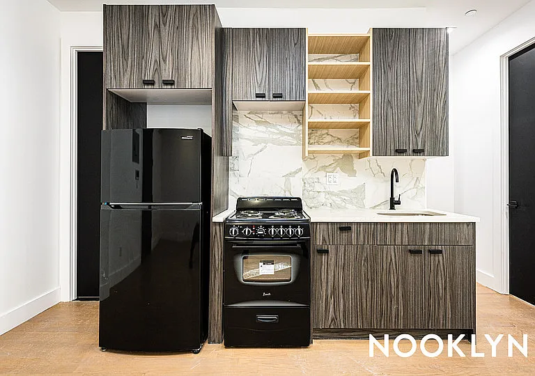 1189 Broadway #2B — Photo 2