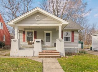 1430 Craneing Rd, Wickliffe, OH 44092