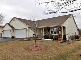 2403 W Jonathan Dr, Oak Creek, WI 53154