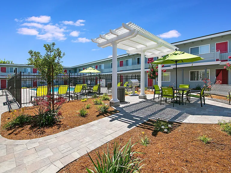 Bon Aire Apartments — Photo 7