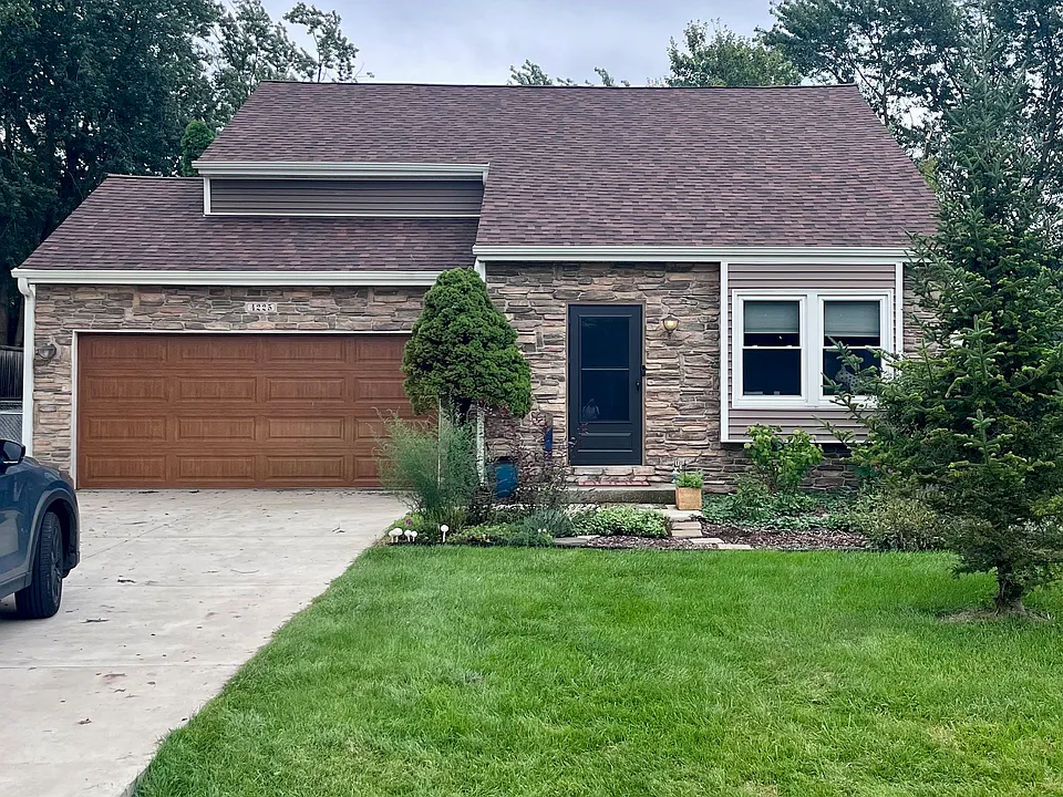 4225 Augusta Dr