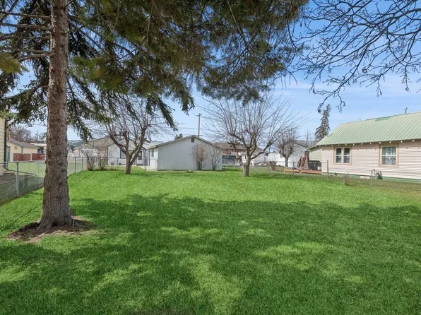 30 10th Ave W, Kalispell, MT 59901