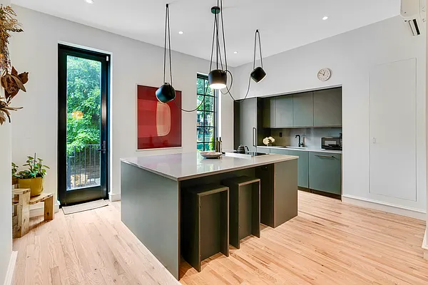 Rented by Compass | media 5