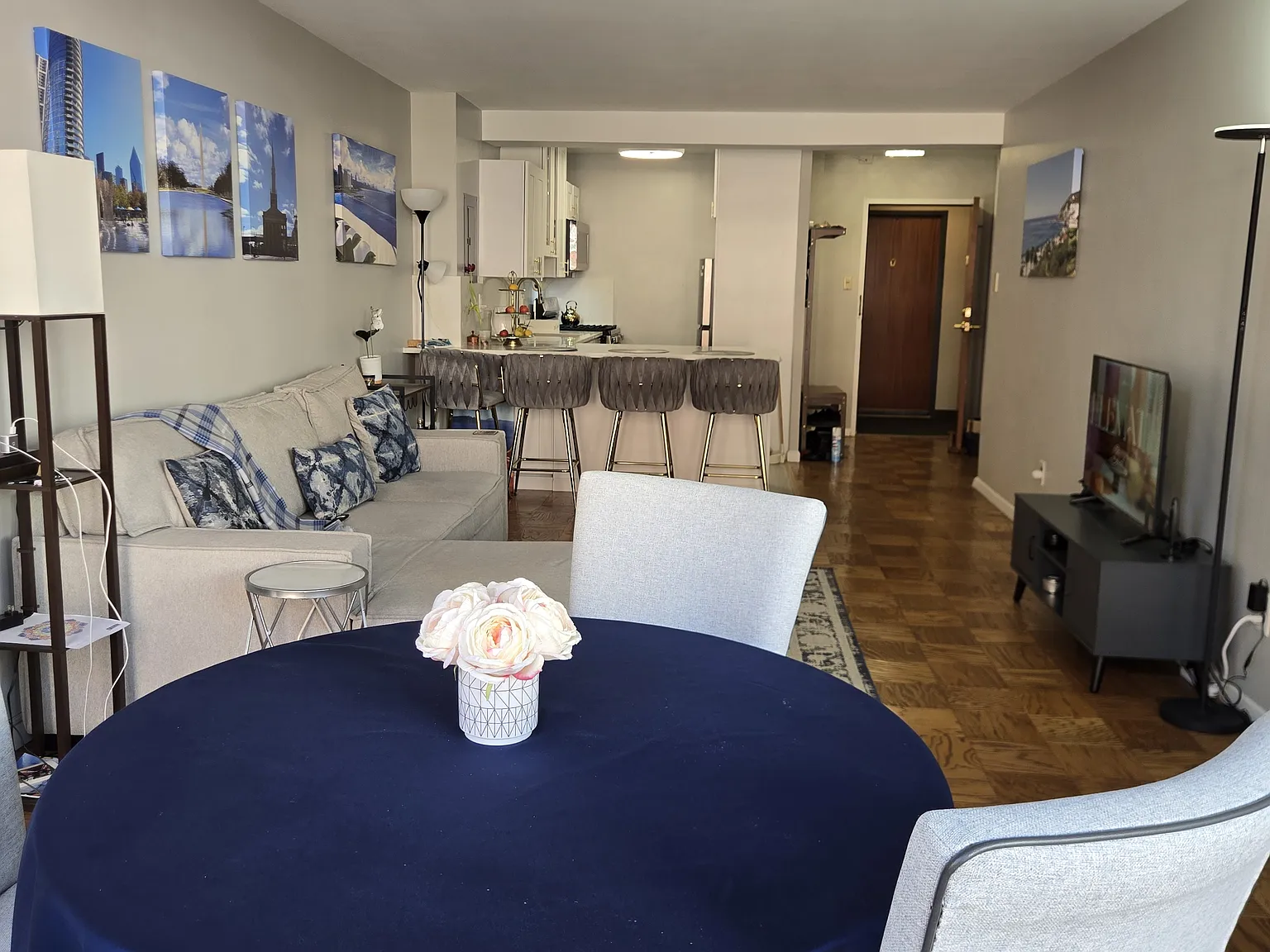 1 bed, 740 sqft, $3,000 — Photo 3