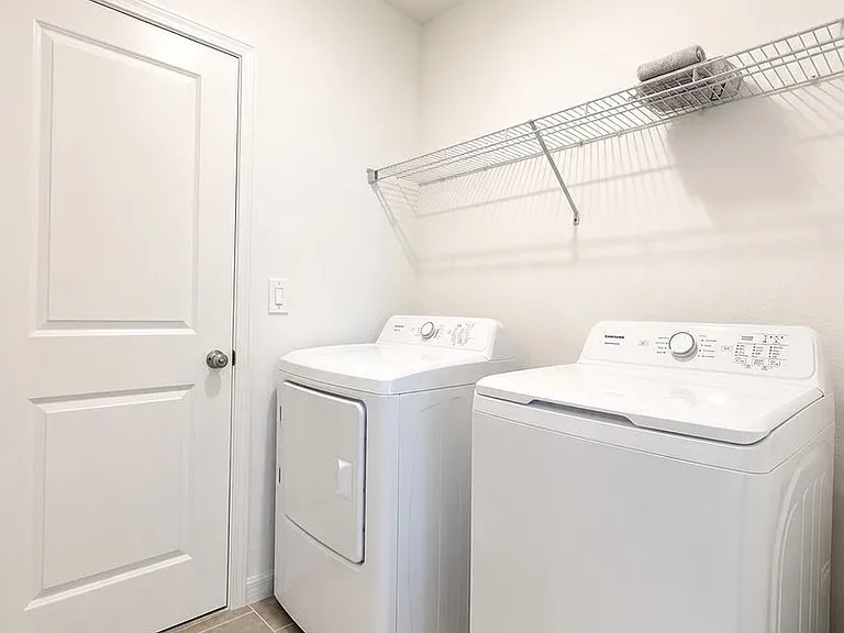 11827 Cloverly Ln — Photo 17