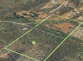 17074 Betty Kaye Ln, Mountain Ranch, CA 95246