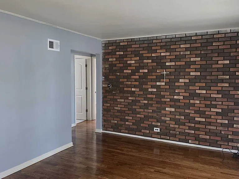 9154 Ridgeland Ave — Photo 4