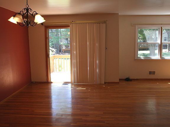 Living Room/Dining Room